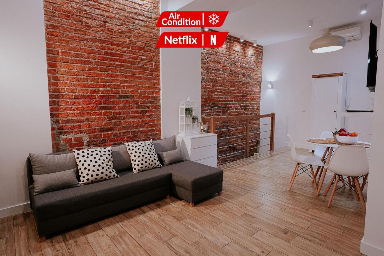 Old Town Wawel Premium Apartment - 60M2 Краків Екстер'єр фото
